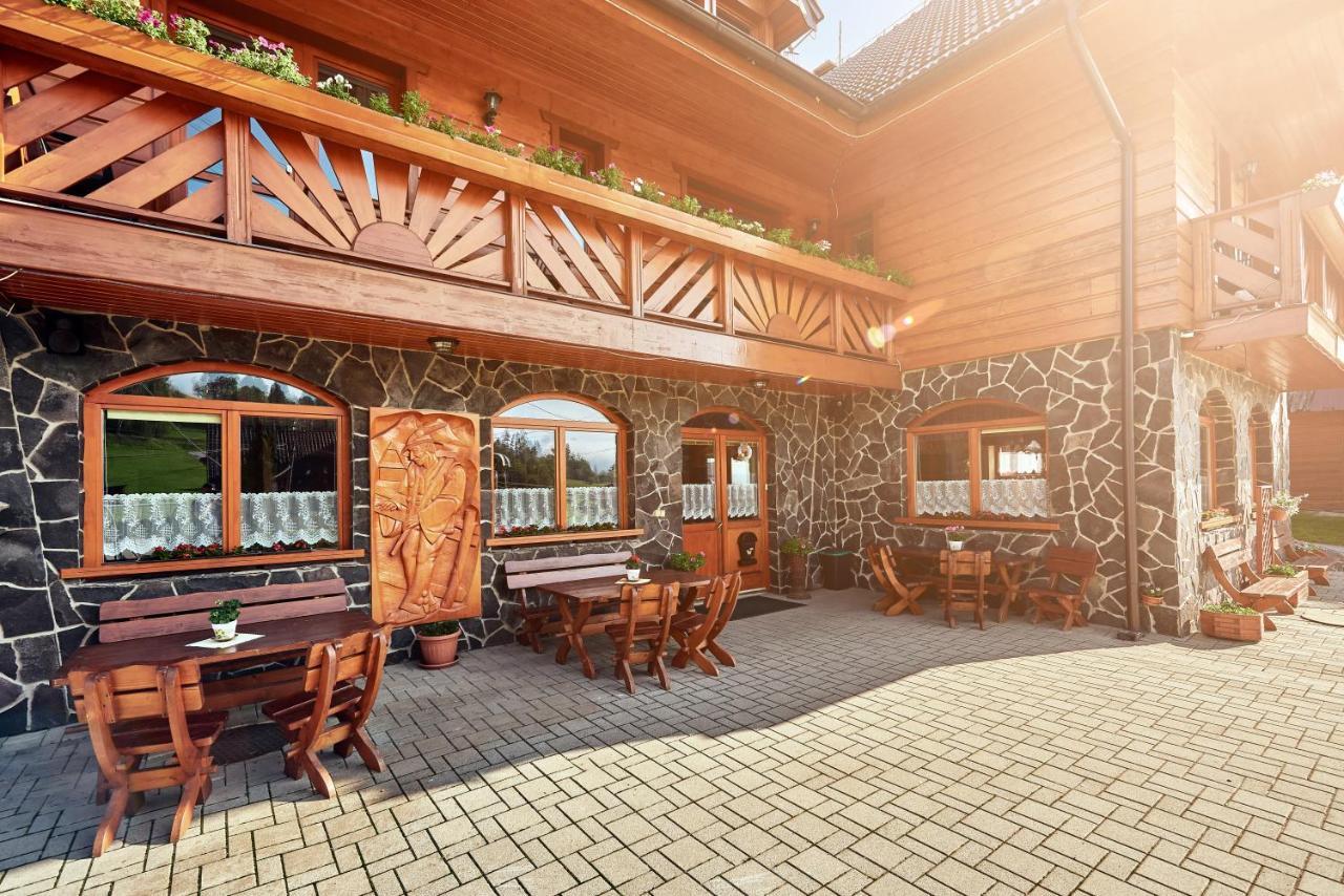 Penzion Patrik Ždiar Exteriör bild